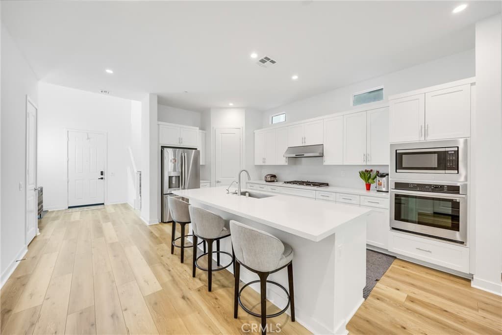 Home at 22097 Portofino Drive, Walnut — photo 11 of 12