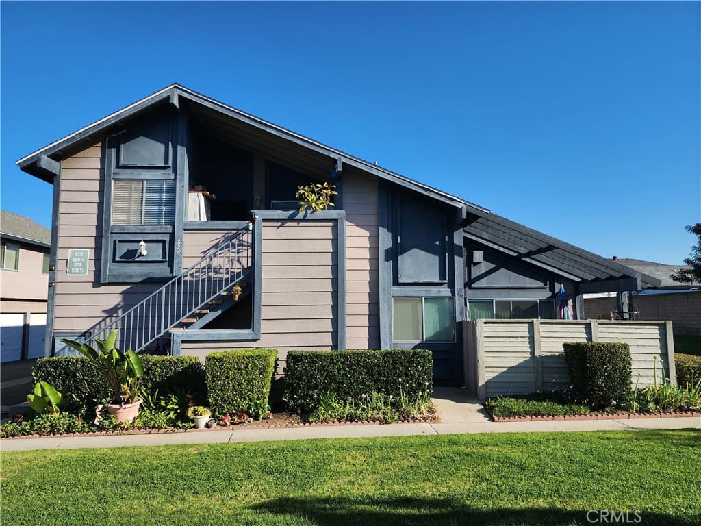 Condo at 826 Silver Fir Road, Walnut — photo 3 of 10
