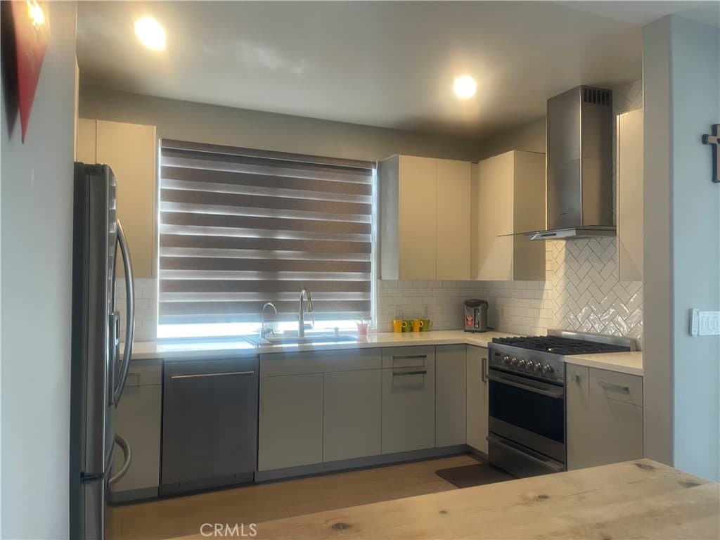 Condo at 835 Francesca 201, Walnut — photo 5 of 12