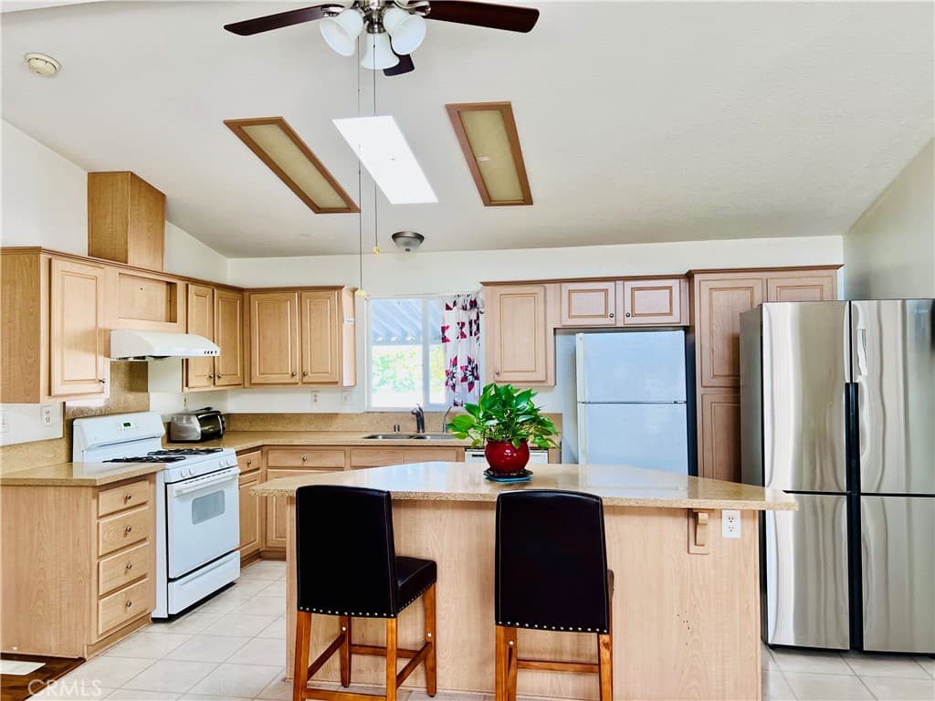 Home at 1560 S Otterbein Avenue 124, Rowland Heights — photo 11 of 12