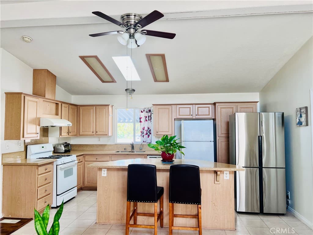 Home at 1560 S Otterbein Avenue 124, Rowland Heights — photo 8 of 12