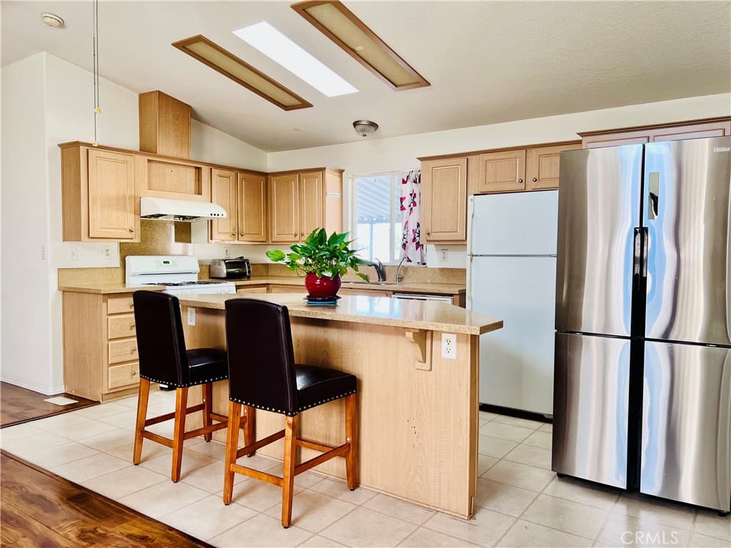 Home at 1560 S Otterbein Avenue 124, Rowland Heights — photo 10 of 12