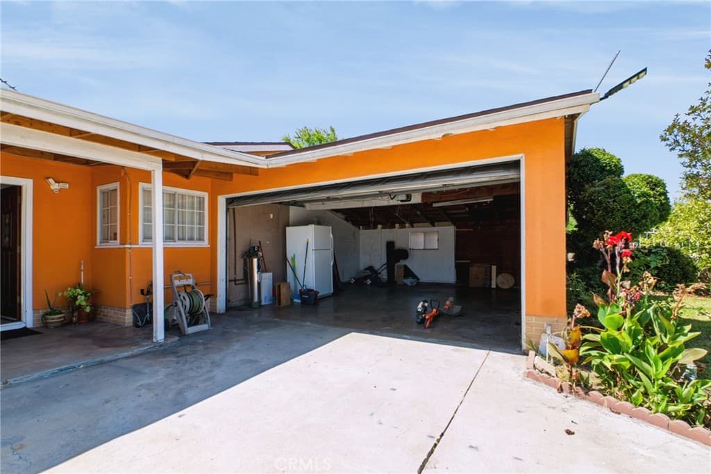 Home at 338 Conlon, La Puente — photo 5 of 12