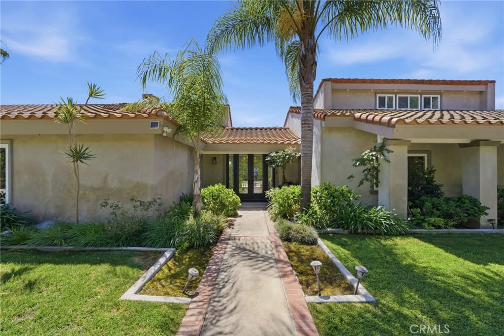 Home at 940 N Silent Ranch Drive, Glendora — photo 3 of 12