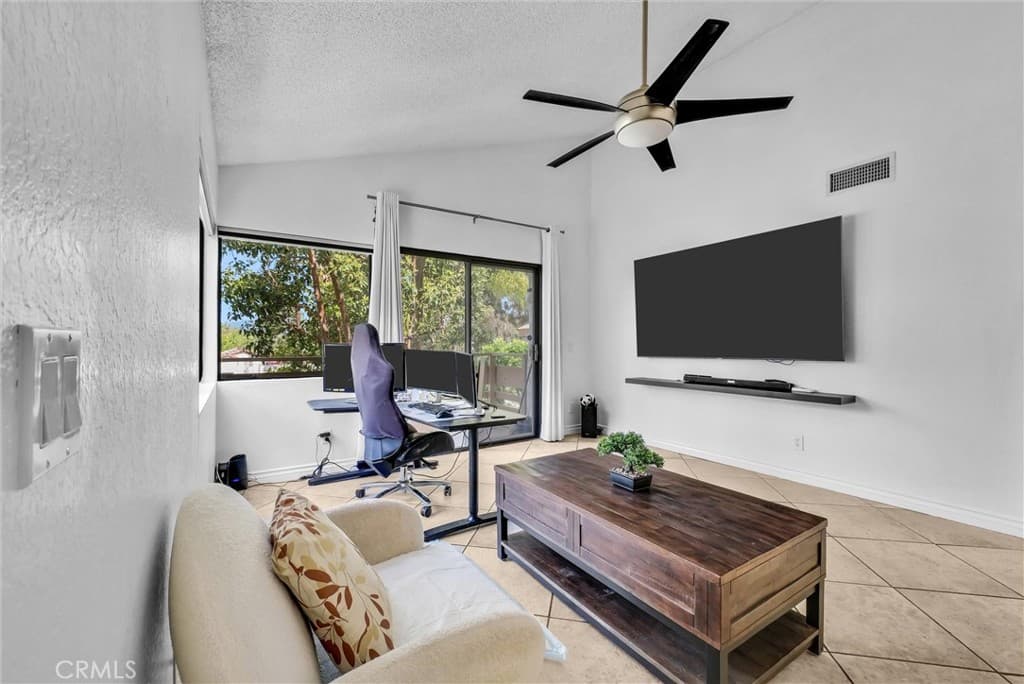 Condo at 22840 Hilton Head 122, Diamond Bar — photo 10 of 12