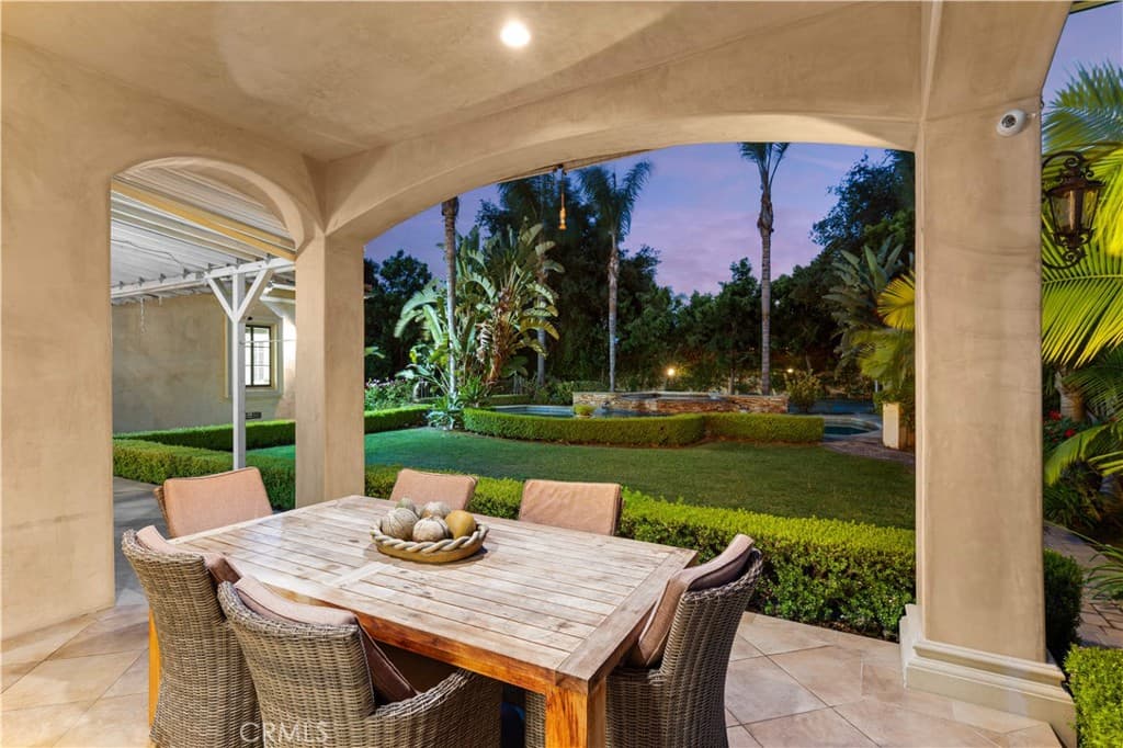 Home at 300 W Longden, Arcadia — photo 12 of 12