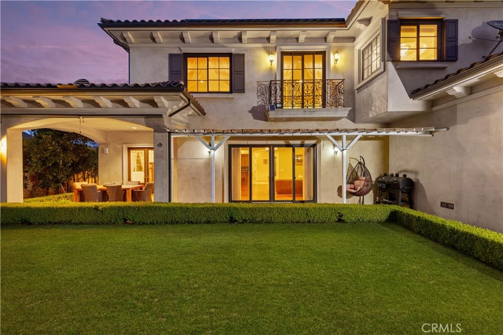 Home at 300 W Longden, Arcadia — photo 9 of 12