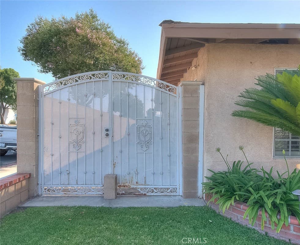 Home at 15468 Prichard Street, La Puente — photo 9 of 12