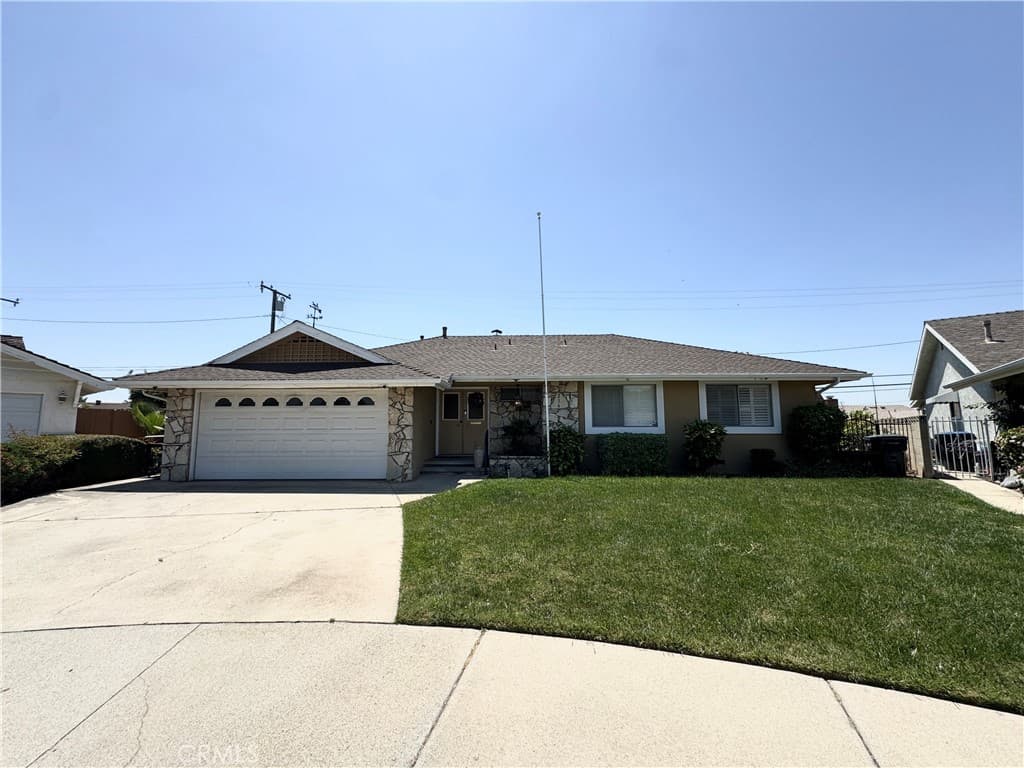 Home at 216 S Homerest, Covina — photo 1 of 12