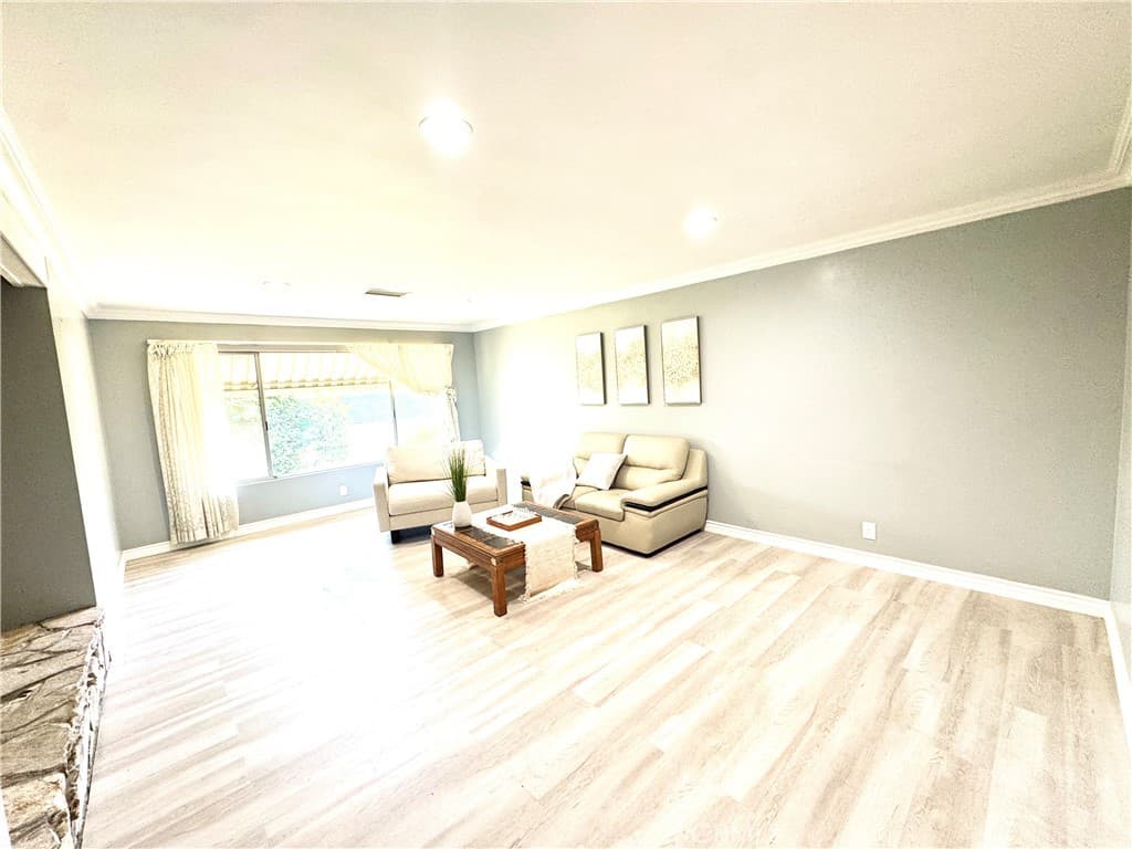 Home at 216 S Homerest, Covina — photo 5 of 12
