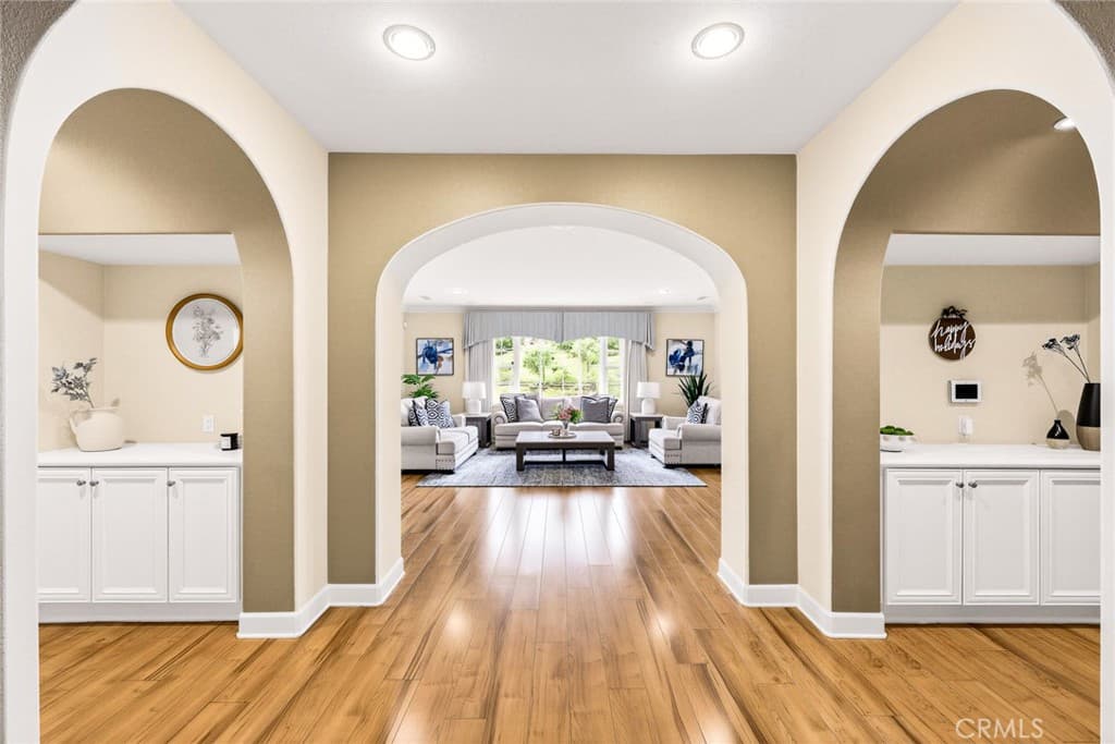 Home at 540 E Viewcrest Drive, Azusa — photo 4 of 12