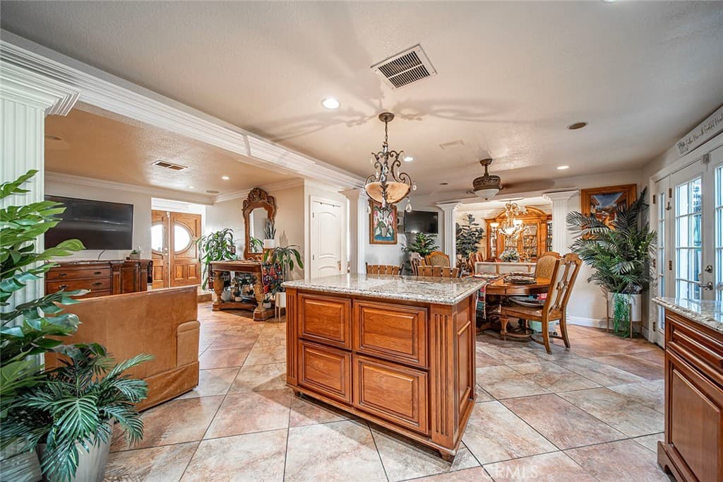 Home at 1704 Pass And Covina Road, West Covina — photo 7 of 12