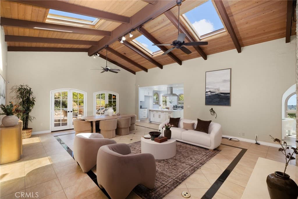 Home at 821 Guanajuato, Claremont — photo 5 of 12