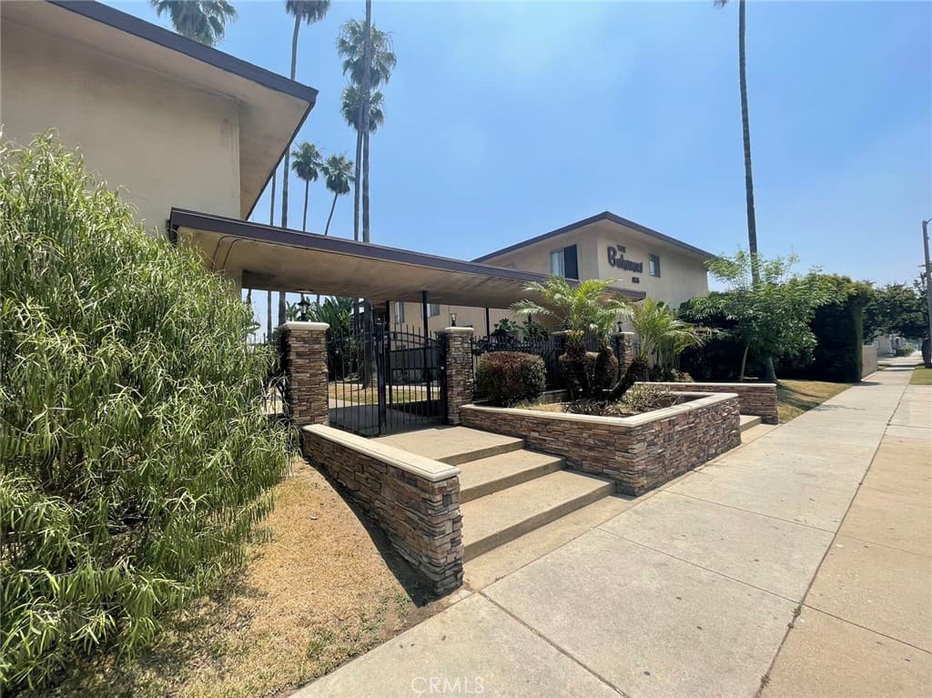 Home at 826 N Barranca, Covina — photo 2 of 7