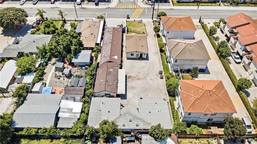 Commercial at 11133 Klingerman St, El Monte — photo 2 of 12