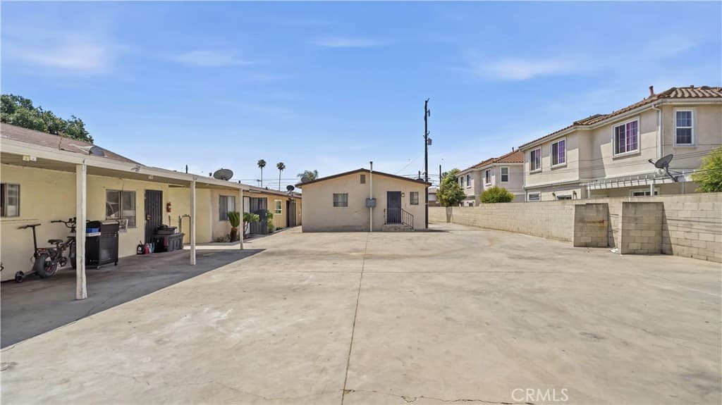 Commercial at 11133 Klingerman St, El Monte — photo 3 of 12