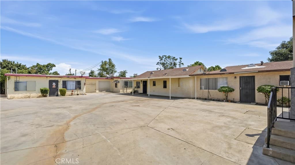 Commercial at 11133 Klingerman St, El Monte — photo 4 of 12