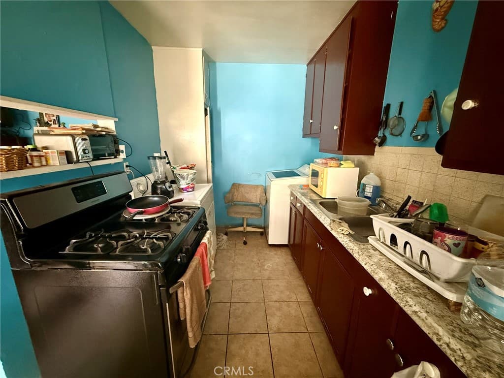 Multi-Family at 10711 Brockway, El Monte — photo 6 of 12
