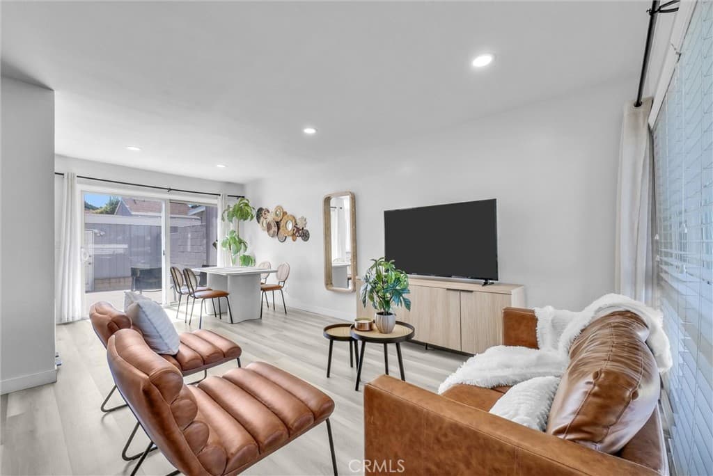 Condo at 1047 Canyon Spring Lane, Diamond Bar — photo 3 of 12