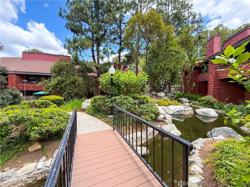 Condo at 356 S Prospectors 74, Diamond Bar — photo 4 of 12