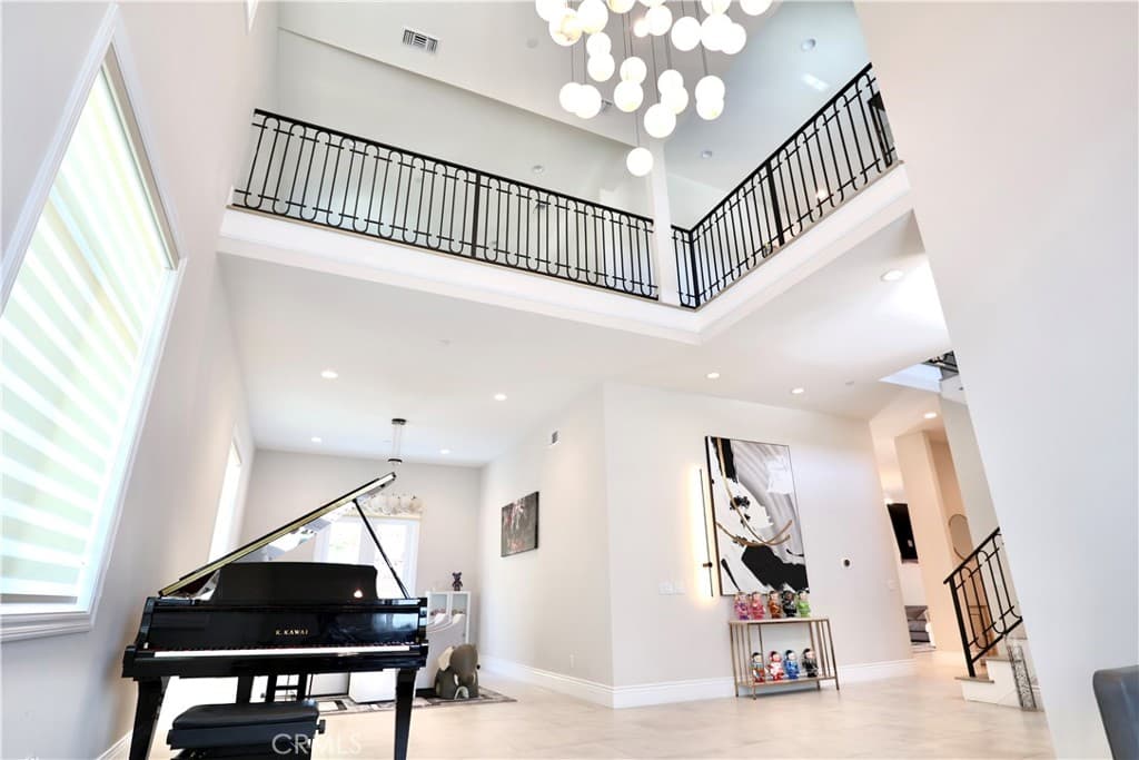 Home at 1330 Waterbrook, Walnut — photo 8 of 12
