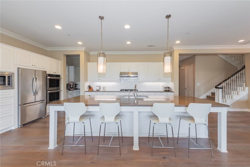 Home at 572 E Vosburg Drive, Azusa — photo 2 of 12