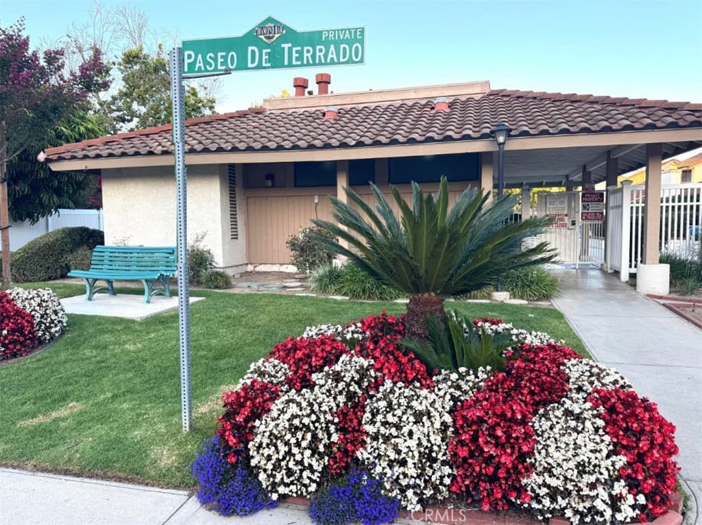 Condo at 23025 Paseo De Terrado 5, Diamond Bar — photo 1 of 12