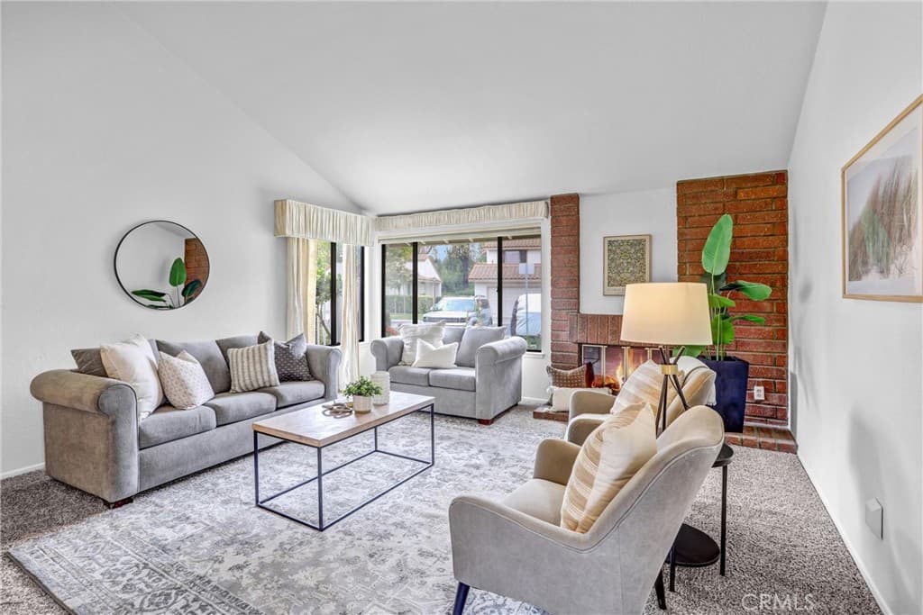 Condo at 23025 Paseo De Terrado 5, Diamond Bar — photo 4 of 12