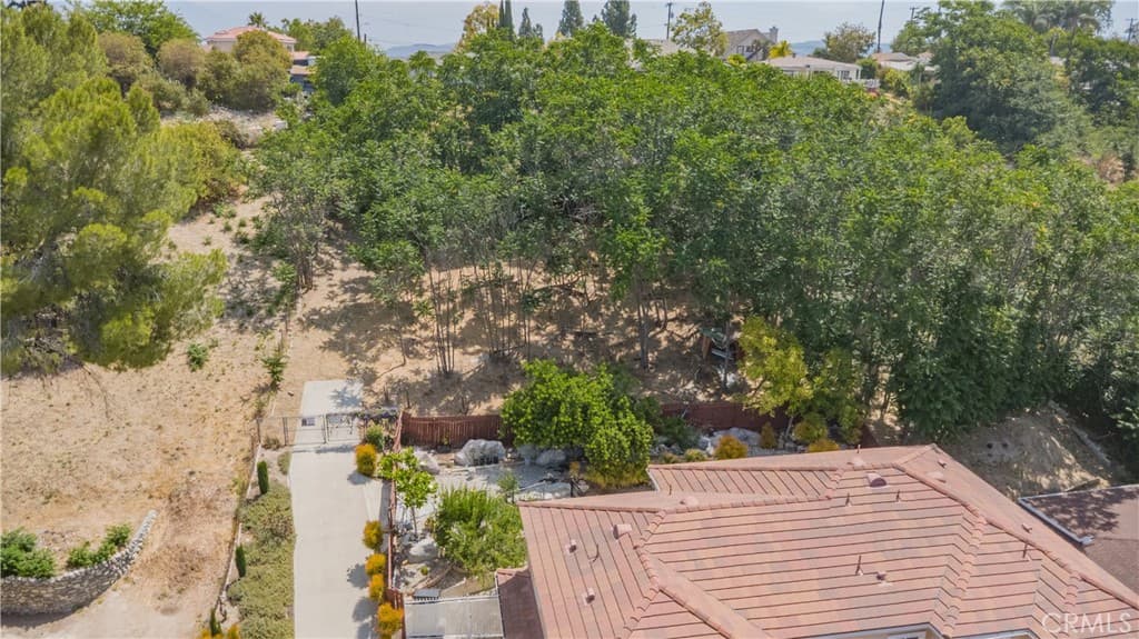 Home at 420 Camino De Gloria, Walnut — photo 6 of 8