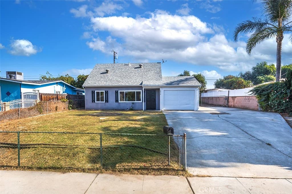 Home at 2416 Stanford Avenue, Pomona — photo 3 of 12