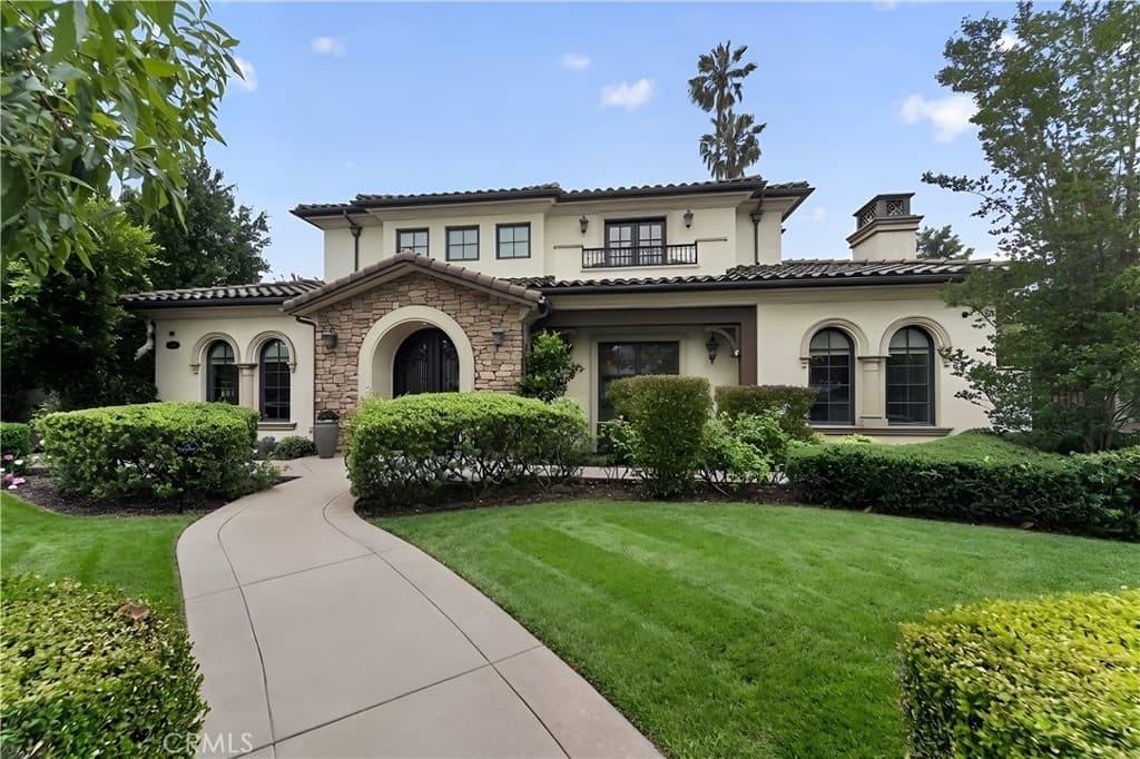 Home at 200 W Pamela Road, Arcadia — photo 1 of 12