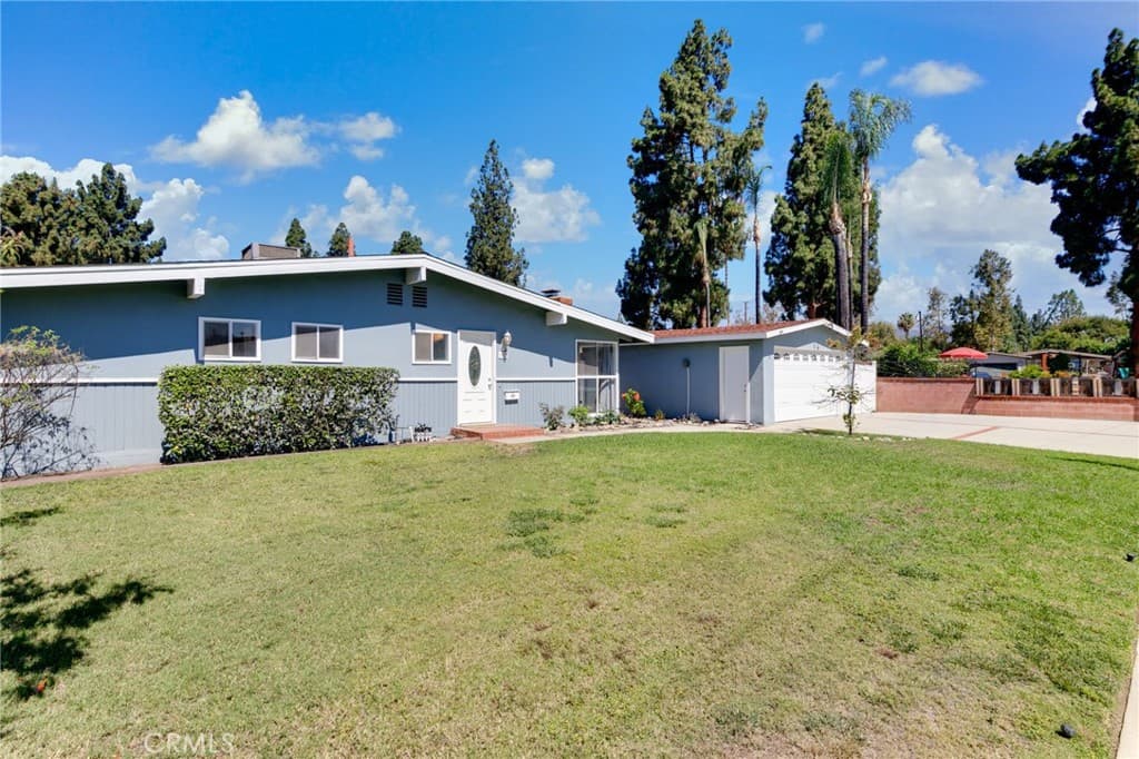 Home at 1027 N Greer, Covina — photo 3 of 12