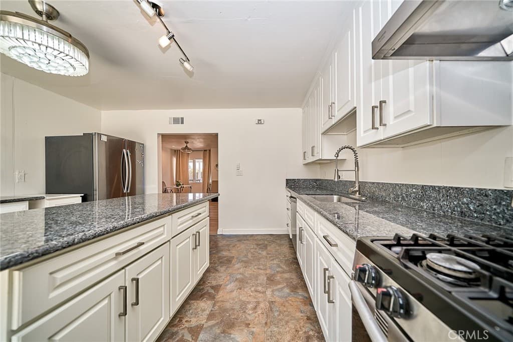 Home at 1464 Cranmer, Walnut — photo 11 of 12