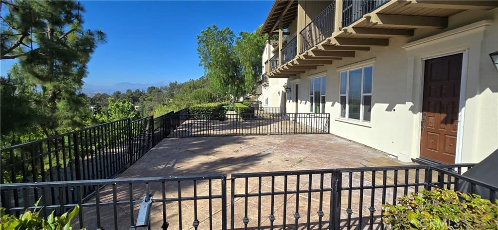 Townhouse at 827 Terrace E 6, Diamond Bar — photo 2 of 12