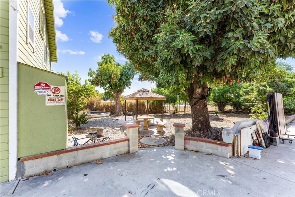 Home at 850 E Columbia, Pomona — photo 6 of 12