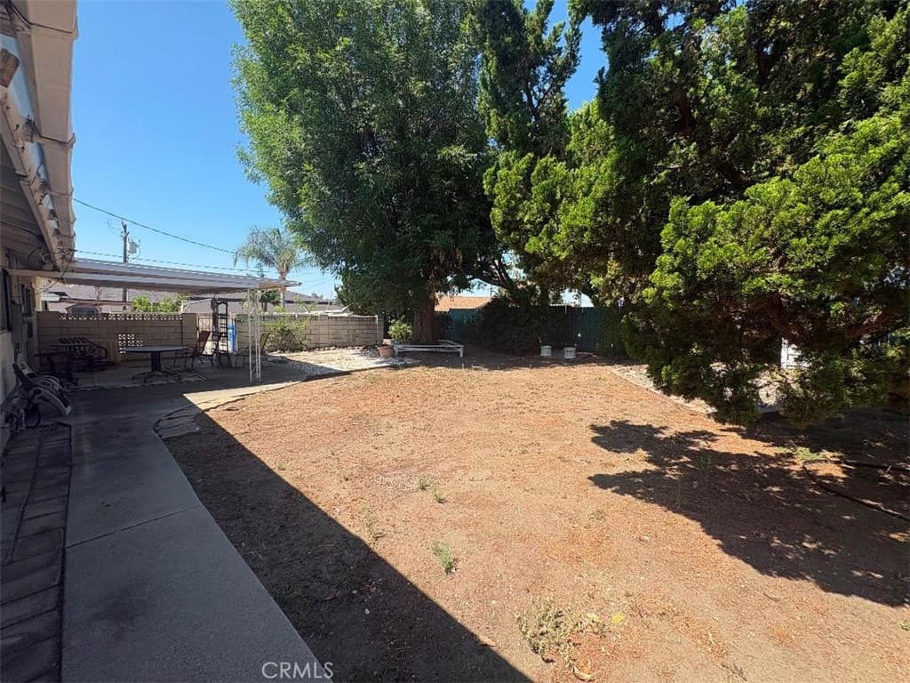 Home at 221 S Elwood, Glendora — photo 11 of 12