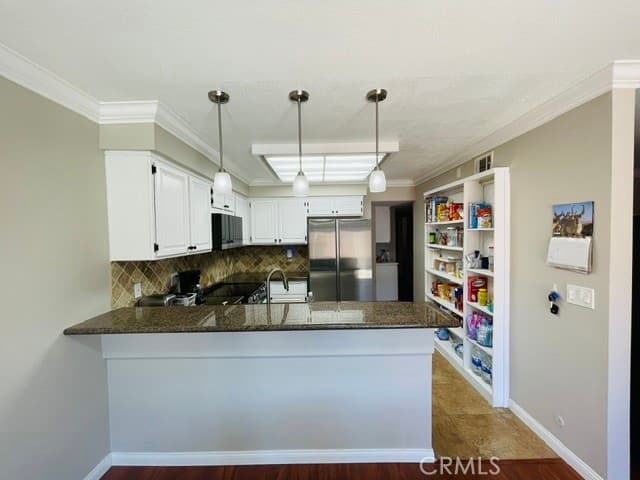 Townhouse at 664 Driftwood Lane, San Dimas — photo 7 of 12