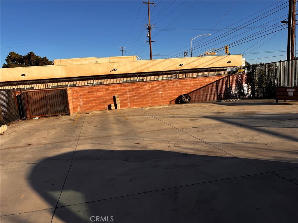 Commercial at 11237 Lower Azusa, El Monte — photo 2 of 8
