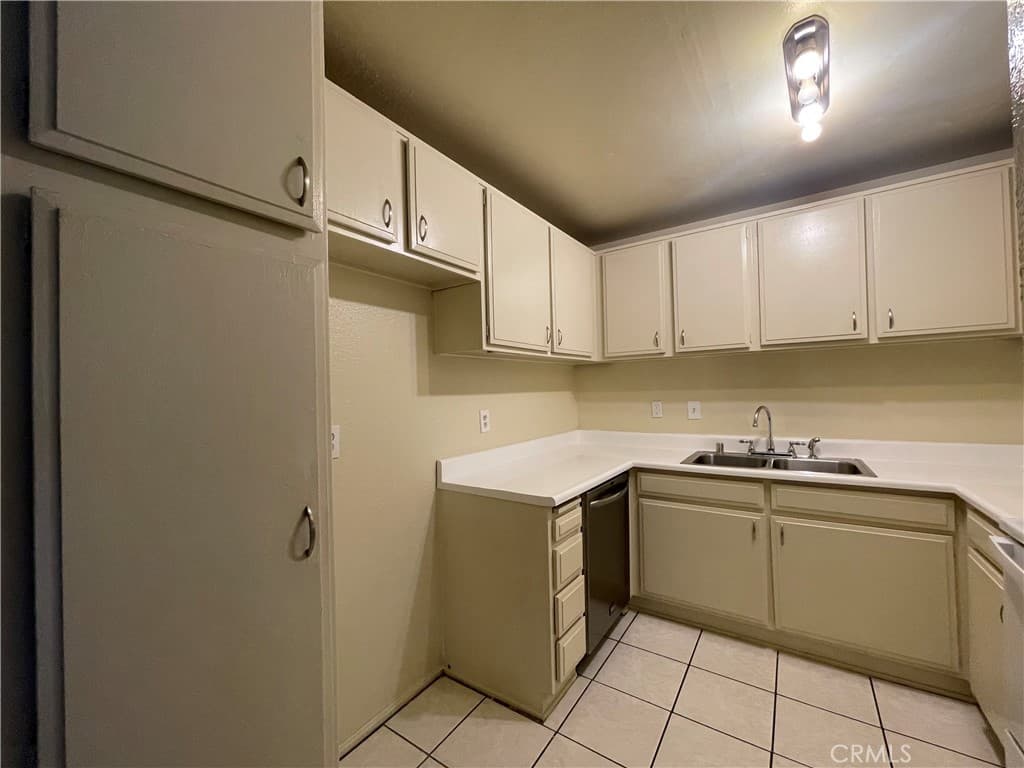 Condo at 22812 Hilton Head Drive 56, Diamond Bar — photo 10 of 12