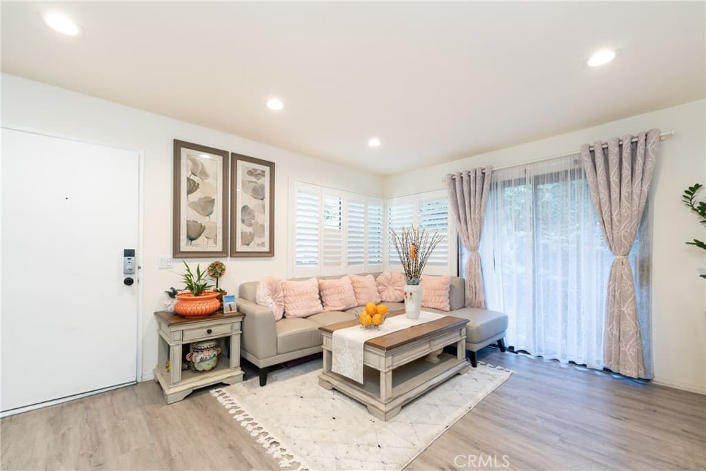 Condo at 22892 Hilton Head 285, Diamond Bar — photo 2 of 12