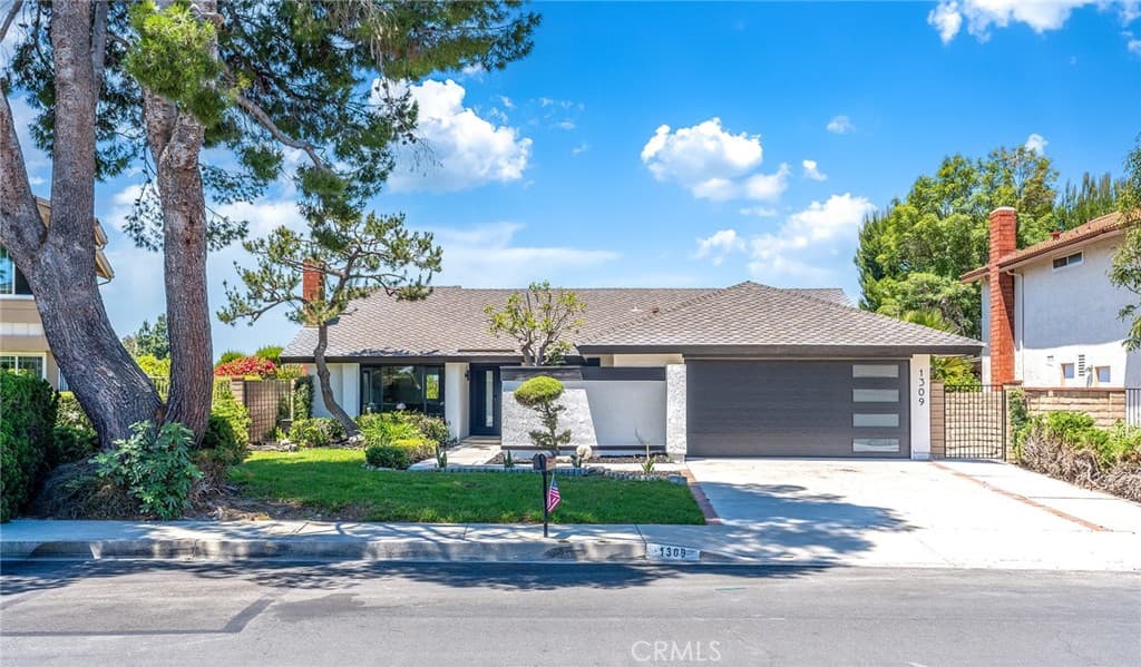 Home at 1309 Deeplawn Drive, Diamond Bar — photo 3 of 12