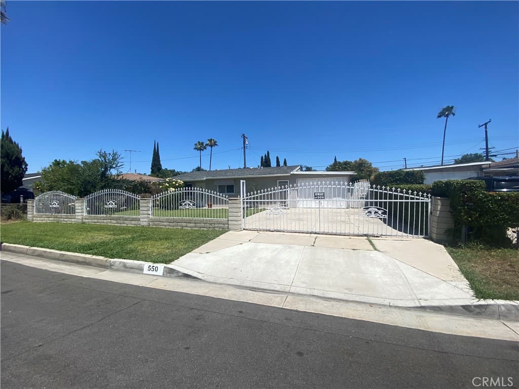 Home at 550 Whiteford, La Puente — photo 1 of 12
