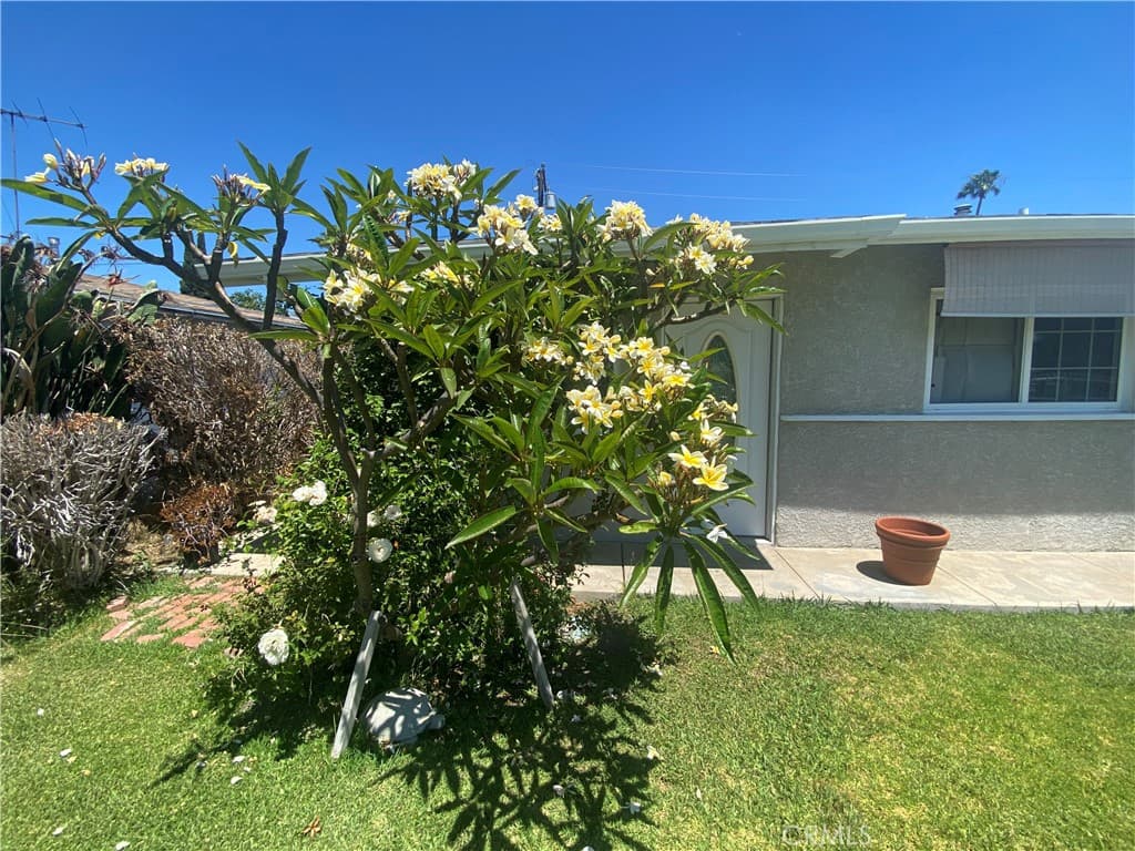 Home at 550 Whiteford, La Puente — photo 6 of 12