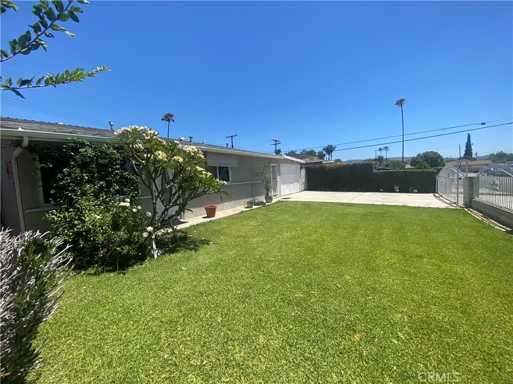 Home at 550 Whiteford, La Puente — photo 7 of 12