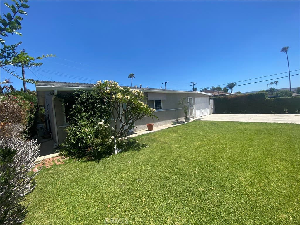 Home at 550 Whiteford, La Puente — photo 10 of 12