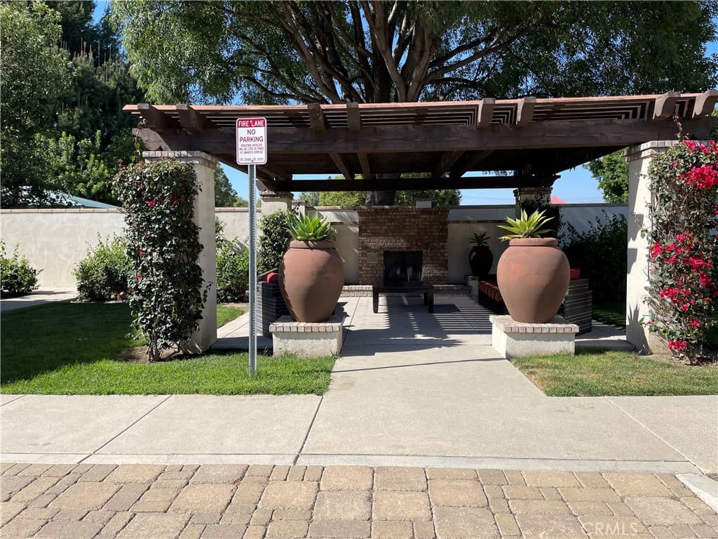 Townhouse at 2160 Citrus Place B, Hacienda Heights — photo 11 of 12