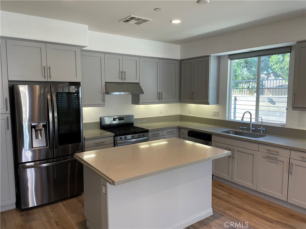 Townhouse at 2160 Citrus Place B, Hacienda Heights — photo 8 of 12