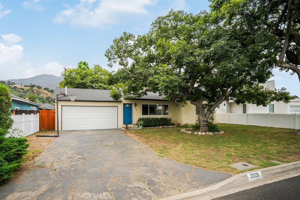 Home at 2329 Bashor, Duarte — photo 2 of 12
