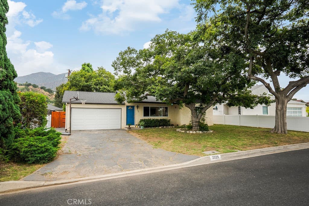Home at 2329 Bashor, Duarte — photo 3 of 12