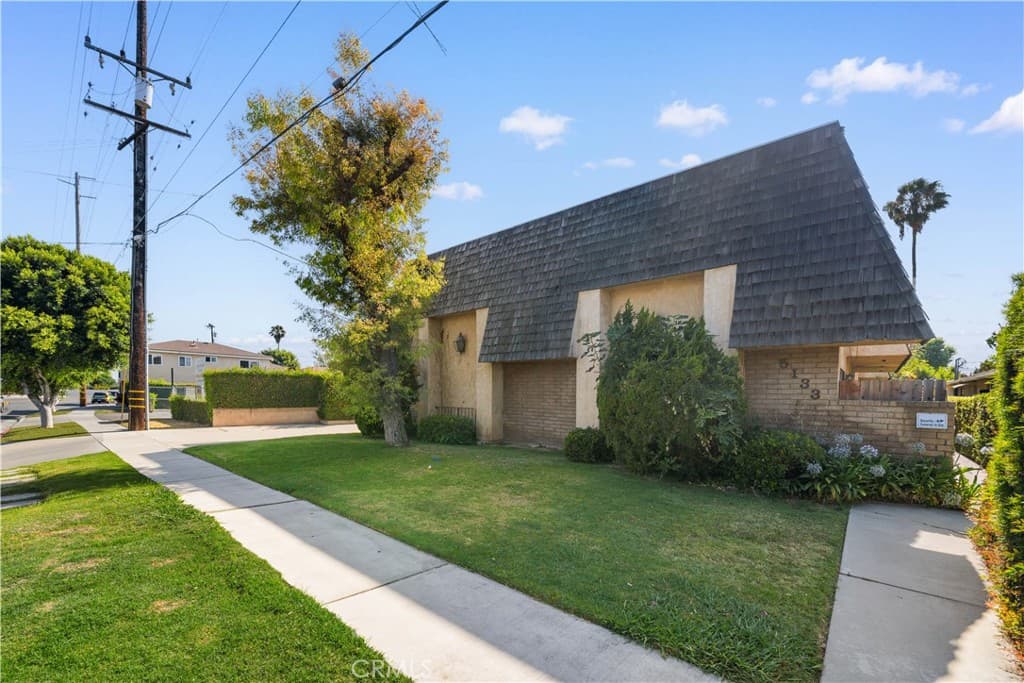 Townhouse at 5133 Tyler, Temple City — photo 3 of 12
